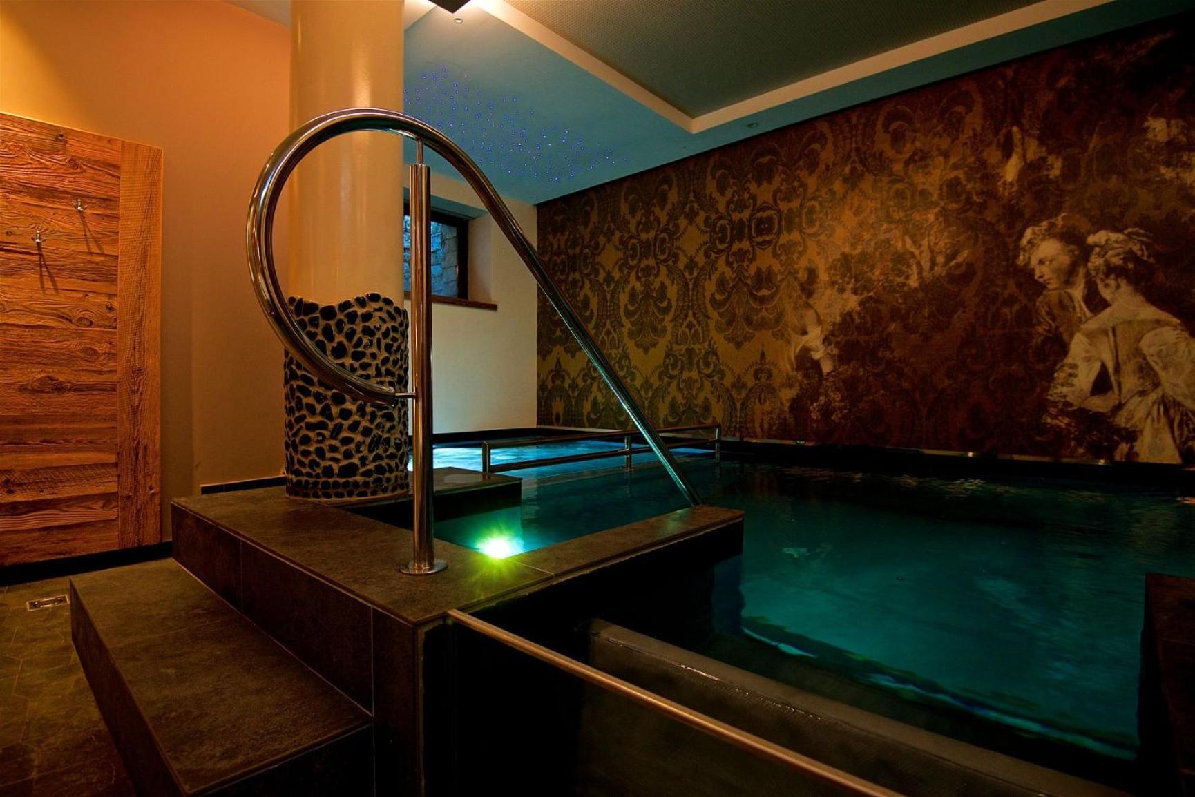 Albergo Caffe Centrale เมซโซโคโรนา ภายนอก รูปภาพ