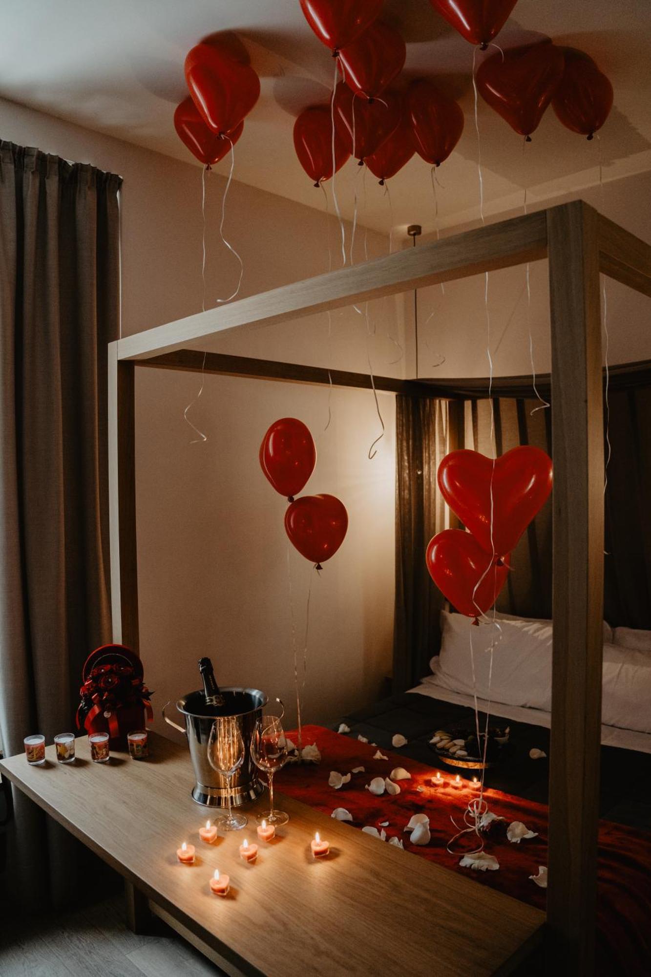 Albergo Caffe Centrale เมซโซโคโรนา ภายนอก รูปภาพ